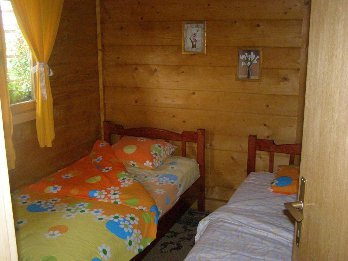 Guesthouse Kuzmanovic กูซา ภายนอก รูปภาพ